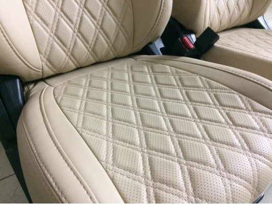 Авточехлы на Mitsubishi Outlander 3