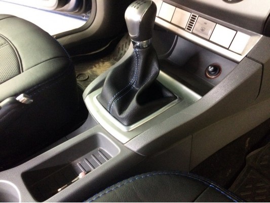 Перетяжка рычага и чехла КПП Перетяжка рычага и чехла КПП