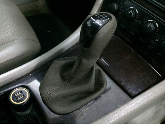 Перетяжка рычага и чехла КПП Перетяжка рычага и чехла КПП